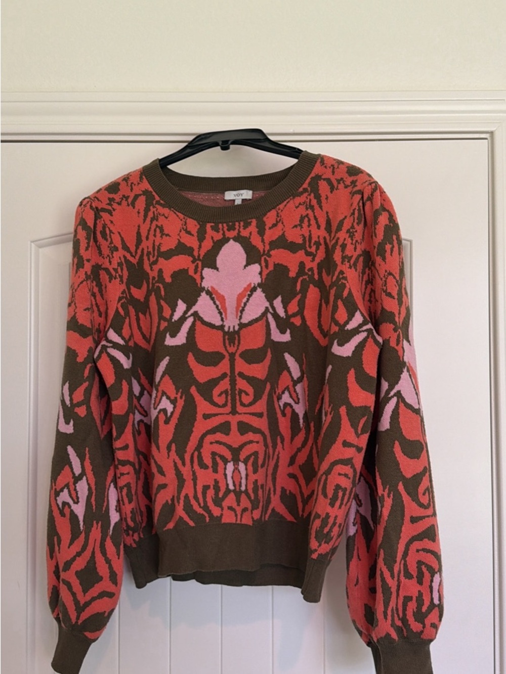 Women’s Voy Abstract Olive Green Pink Sweater